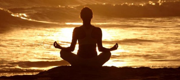meditacion_playa-1-630x280